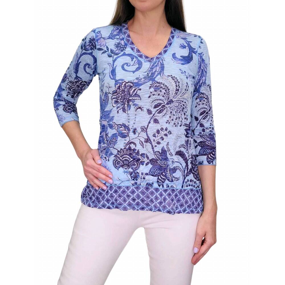 NEW DAVID CLINE wind print v-neck top in blue